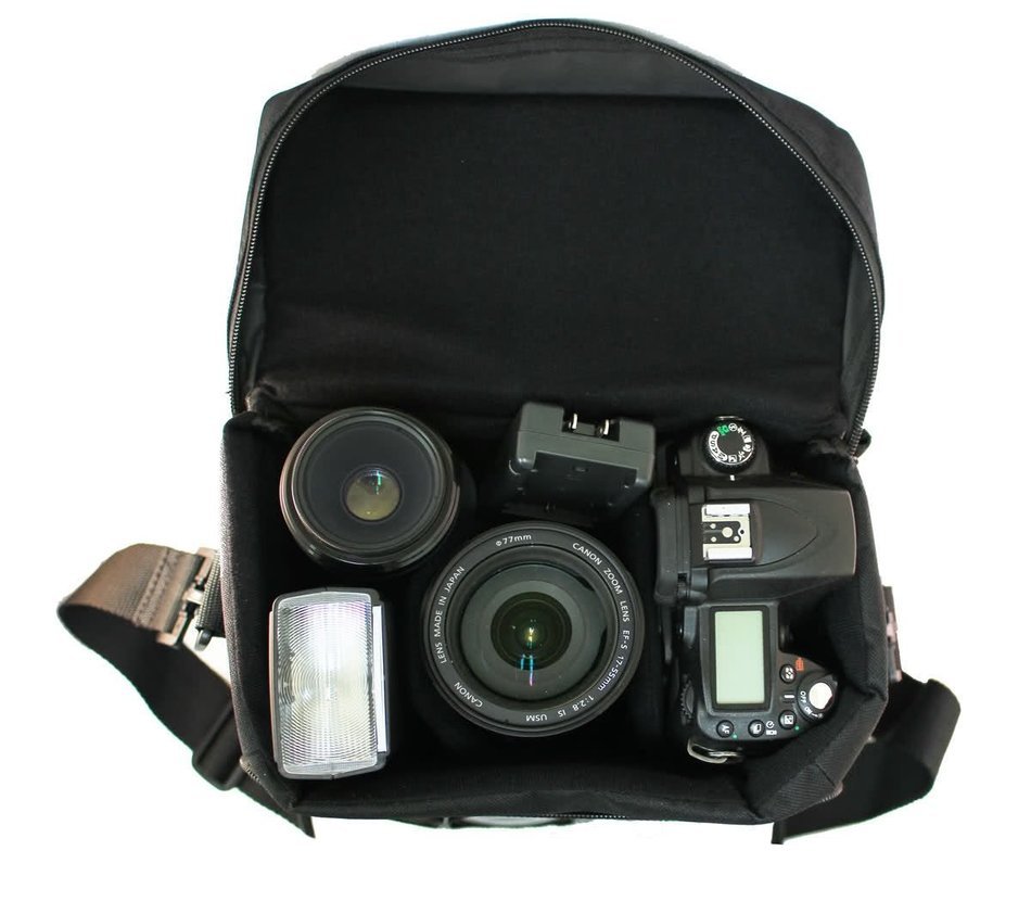 Polaroid Studio Series SLR / DSLR Camera Case (Black) For The Panasonic Lumix DMC-G3, DMC-GF3, DMC-G1, DMC-GH1... N3