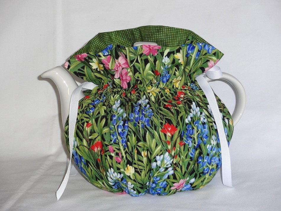 Pretty Wild Flowers 6 Cup Reversible Tea Pot Cozy