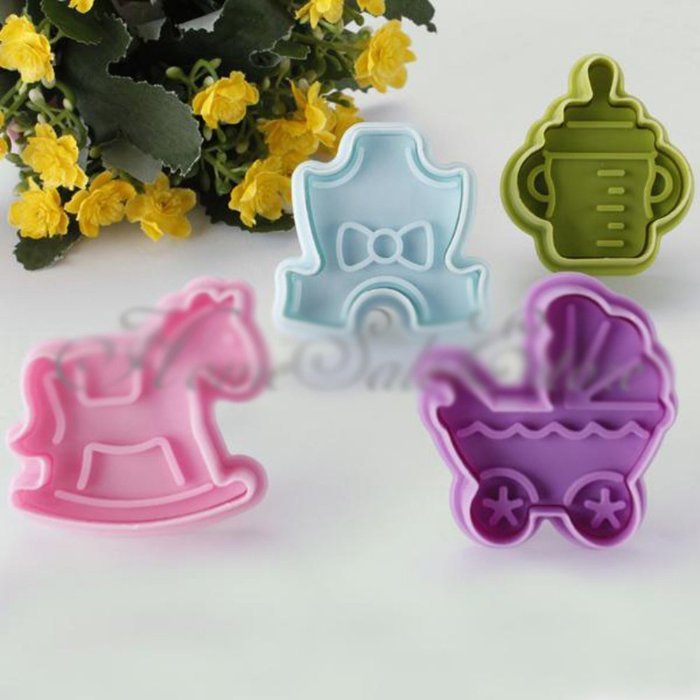 Daxin 4pcs Baby Funny DIY Toys Cookie Cake Cutter Fondant Plunger Decorating Mold