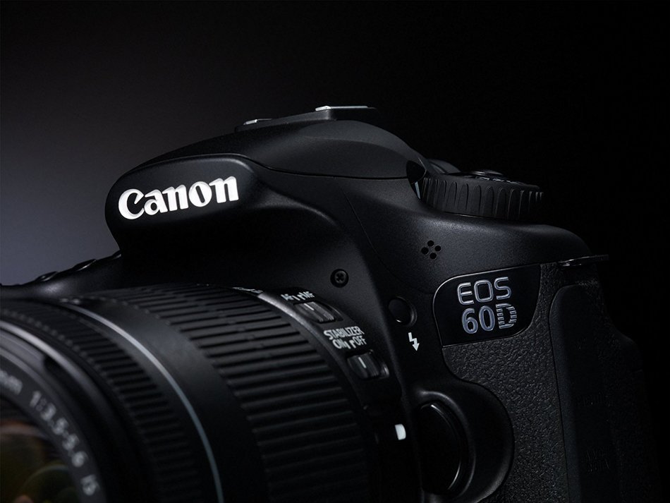 Canon EOS 60D 18 MP CMOS Digital SLR Camera with EF-S 18-200mm f/3.5-5.6 IS Lens (discontinued by manufacturer) N53