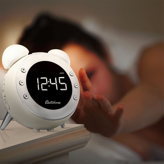 Electrohome Retro Alarm Clock Radio with Motion Activated Night Light and Snooze, Digital AM/FM Radio, Wake-up... N8