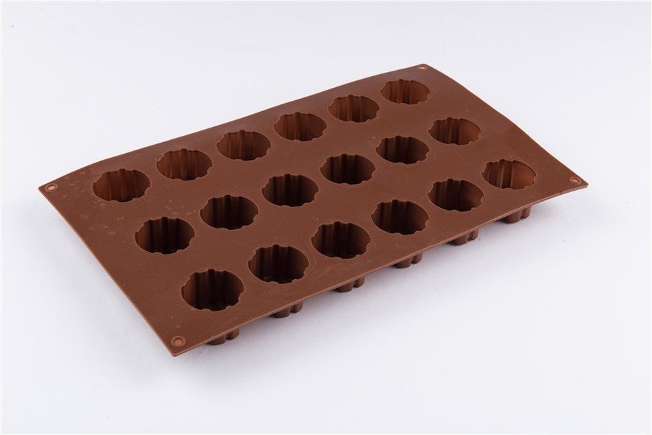 18 Cavity Little Round Silicone Handmade DIY Cake Chocolate Jello Pudding Ice Mold 3D Soap Candle Wedding Mold N3