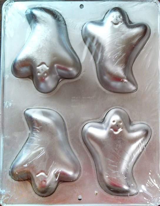 Wilton Ghost Cake Pan
