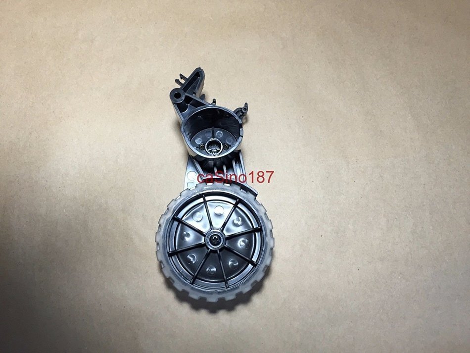 Neato Left Wheel Tread xv Series xv-11 xv-14 xv-15 xv-12 xv-21 signature essentials