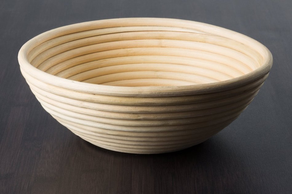 Banneton Bread Proofing Basket - 8.5-Inch Round Brotform Bowl for Baking Dough with Bonus Linen Cover and Ebook... N4