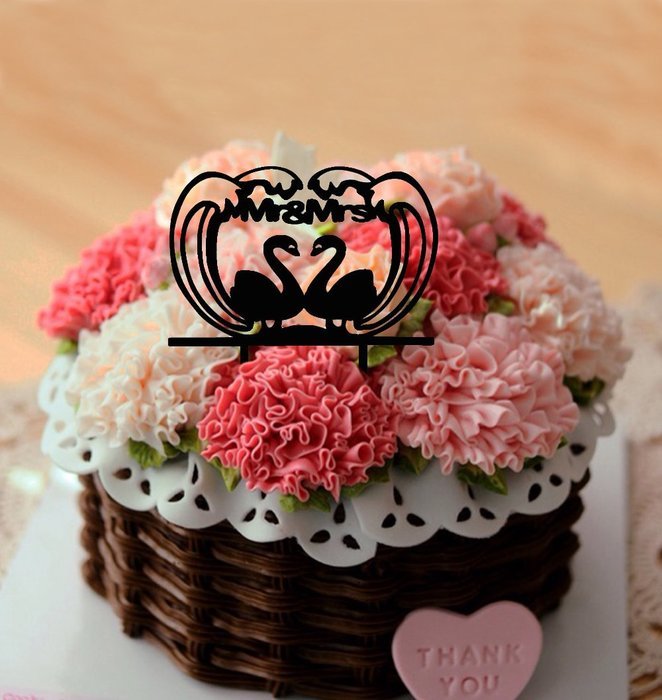 Ecape Wedding Cake Toppers Acrylic Bride and Groom Bridal Cake Toppers with Art Words Mr and Mrs for Cake Decoration N4