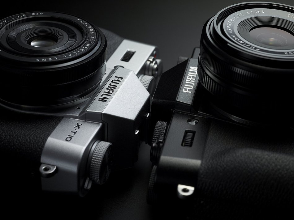 Fujifilm X-T10 Body Silver Mirrorless Digital Camera N12