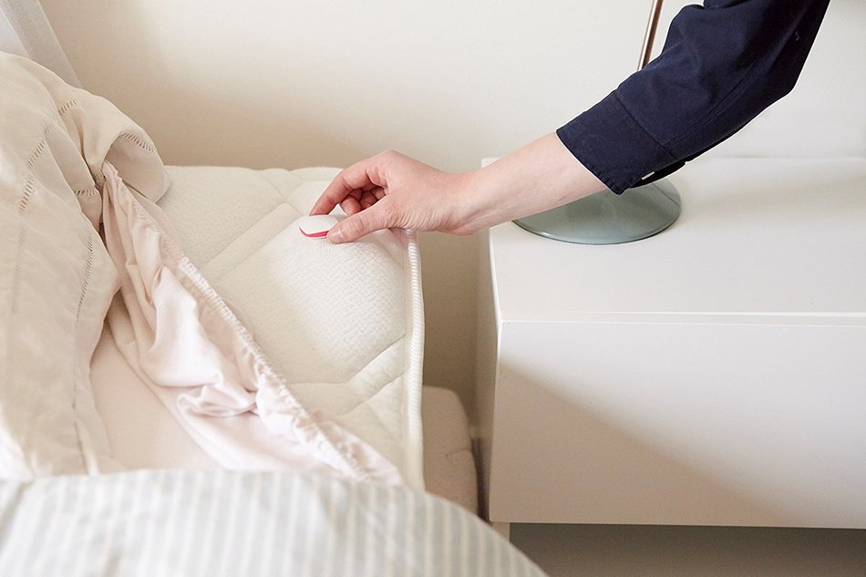 Sevenhugs hugOne Sleep Tracking System + 2 Sleep Sensors