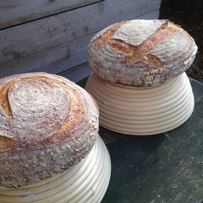 Banneton Bread Proofing Basket - 8.5-Inch Round Brotform Bowl for Baking Dough with Bonus Linen Cover and Ebook... N7
