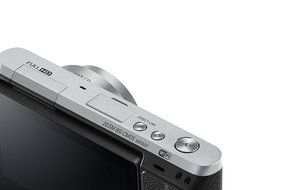 Samsung NX Mini 20.5MP CMOS Smart WiFi &amp; NFC Mirrorless Digital Camera with 9-27mm Lens and 3" Flip Up LCD Touch... N39