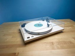 U-Turn Audio - Orbit Plus Turntable (Blue) N6