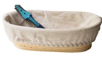 Oval Banneton Proofing Bread Basket 9 Inch, Cotton Liner, Bread Scoring Lame N2