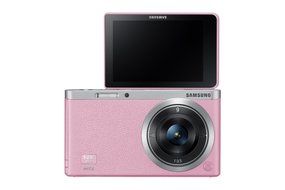 Samsung NX Mini 20.5MP CMOS Smart WiFi &amp; NFC Mirrorless Digital Camera with 9-27mm Lens and 3" Flip Up LCD Touch... N81