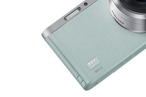 Samsung NX Mini 20.5MP CMOS Smart WiFi &amp; NFC Mirrorless Digital Camera with 9-27mm Lens and 3" Flip Up LCD Touch... N87