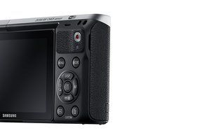 Samsung NX Mini 20.5MP CMOS Smart WiFi &amp; NFC Mirrorless Digital Camera with 9-27mm Lens and 3" Flip Up LCD Touch... N91