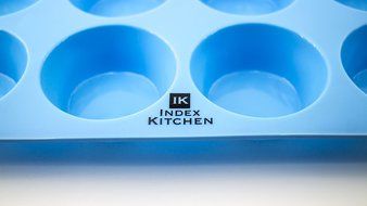 (2 pans) Silicone 12 Cup Muffin Pan ; Easy to Clean; Dishwasher Safe; Heat Resistance; BPA Free; Non-Stick Pan