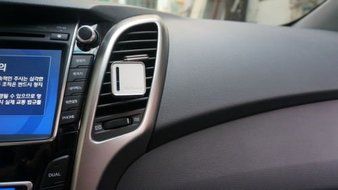 Car Air Freshener Deodorizer [Sparkling Zest] Bullsone Pola Family Modern Refillable Vent Clip + 1 Extra Refill N4