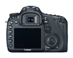 Canon EOS 7D 18 MP CMOS Digital SLR Camera with 28-135mm f/3.5-5.6 IS USM Lens (discontinued by manufacturer) N21