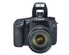 Canon EOS 7D 18 MP CMOS Digital SLR Camera with 28-135mm f/3.5-5.6 IS USM Lens (discontinued by manufacturer) N22