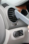Carrand 94005AS AutoSpa Bagless Auto-Vac Hand-Held Vaccum N4