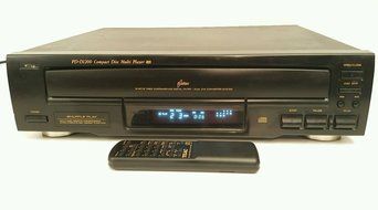 Teac PD-D1200 Multi Disc 5 Disc Cd Changer Player N2