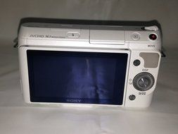 Sony NEX-F3/W 16.1 MP Compact System Camera Body Only (White) N4