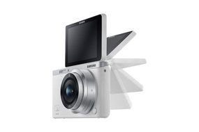 Samsung NX Mini 20.5MP CMOS Smart WiFi &amp; NFC Mirrorless Digital Camera with 9-27mm Lens and 3" Flip Up LCD Touch... N125