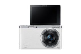 Samsung NX Mini 20.5MP CMOS Smart WiFi &amp; NFC Mirrorless Digital Camera with 9-27mm Lens and 3" Flip Up LCD Touch... N127