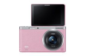 Samsung NX Mini 20.5MP CMOS Smart WiFi &amp; NFC Mirrorless Digital Camera with 9-27mm Lens and 3" Flip Up LCD Touch... N132
