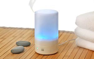BodyChoice Aroma Diffuser Oil Essential Aromatherapy Humidifier 8 x 13 cm White N4