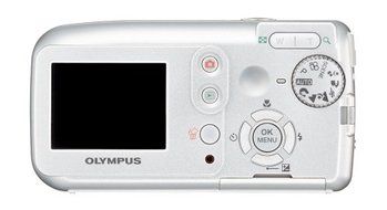 Olympus D545 4MP Digital Camera with 3x Optical Zoom