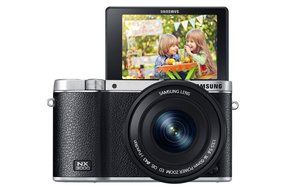 Samsung NX3000 Wireless Smart 20.3MP Mirrorless Digital Camera with 16-50mm OIS Power Zoom Lens and Flash (Black) N18