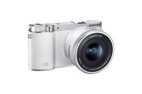 Samsung NX3000 Wireless Smart 20.3MP Mirrorless Digital Camera with 16-50mm OIS Power Zoom Lens and Flash (Black) N20
