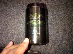 UNIQUE SCALE WITH A GRINDER ALL IN A NICE CAN.