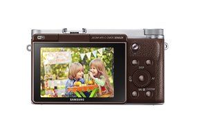 Samsung NX3000 Wireless Smart 20.3MP Mirrorless Digital Camera with 16-50mm OIS Power Zoom Lens and Flash (Black) N24