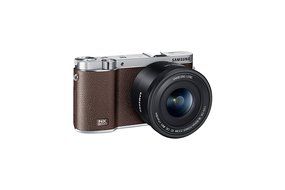 Samsung NX3000 Wireless Smart 20.3MP Mirrorless Digital Camera with 16-50mm OIS Power Zoom Lens and Flash (Black) N26