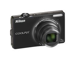 Nikon Coolpix S6000 14.2 MP Digital Camera with 7x Optical Vibration Reduction (VR) Zoom and 2.7-Inch LCD (Silver) N12