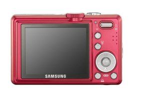 Samsung Digimax L830 8.1MP Digital Camera with 3x Optical Zoom (Red) N6