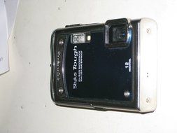Olympus Stylus Tough 8000 12MP 2.7 LCD Digital Camera (Blue) N9