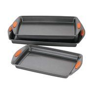 Rachael Ray Oven Lovin' Nonstick Bakeware 3-Piece Baking and Cookie Pan Set N8