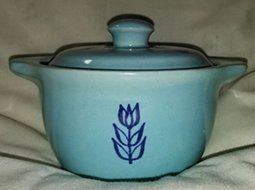 Vintage Cronin Pottery - Bake Oven USA - Small Blue Tulip Casserole Dish with Lid N2