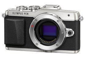 Olympus E-PL7 16MP Mirrorless Digital Camera with 3-Inch LCD with 14-42mm IIR Lens (Black) N21