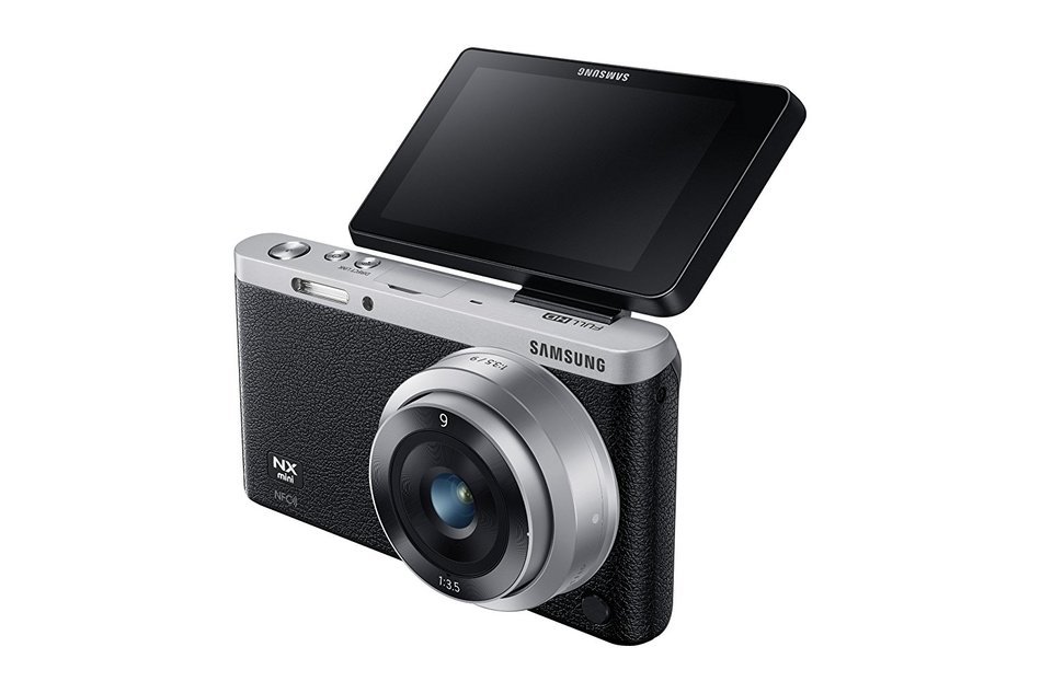 Samsung NX Mini 20.5MP CMOS Smart WiFi & NFC Mirrorless Digital Camera with 9-27mm Lens and 3" Flip Up LCD Touch... N40