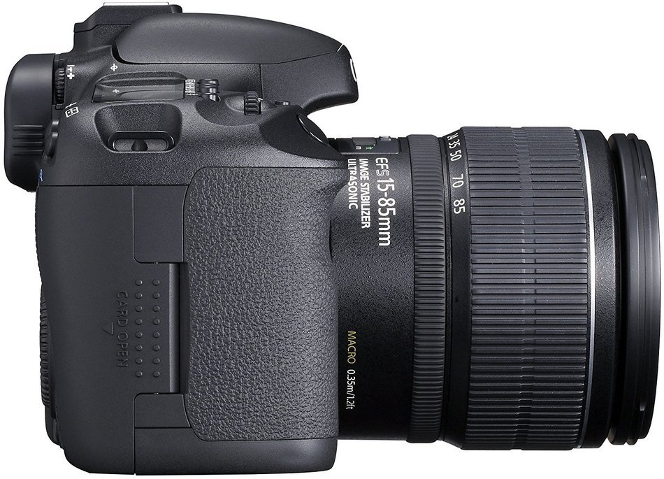 Canon EOS 7D 18 MP CMOS Digital SLR Camera with 28-135mm f/3.5-5.6 IS USM Lens (discontinued by manufacturer) N17