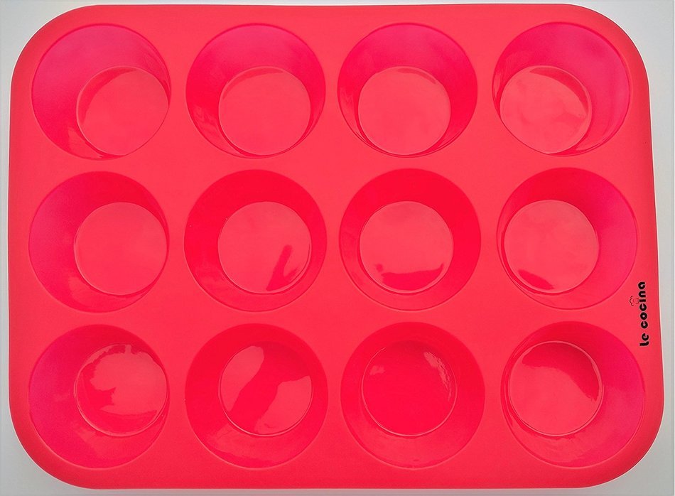 Muffin Pan & Cupcake Liners of Silicone by Le Cocina. Safe & Easy to Clean includes a 12 cup red silicone cupcake... N2