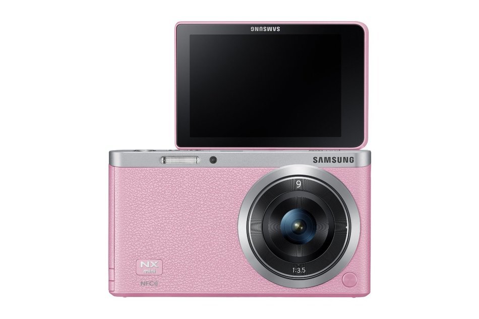 Samsung NX Mini 20.5MP CMOS Smart WiFi & NFC Mirrorless Digital Camera with 9-27mm Lens and 3" Flip Up LCD Touch... N81