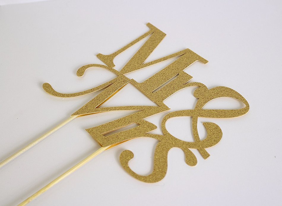 All About Details Gold Mr-&-Mrs Cake Topper