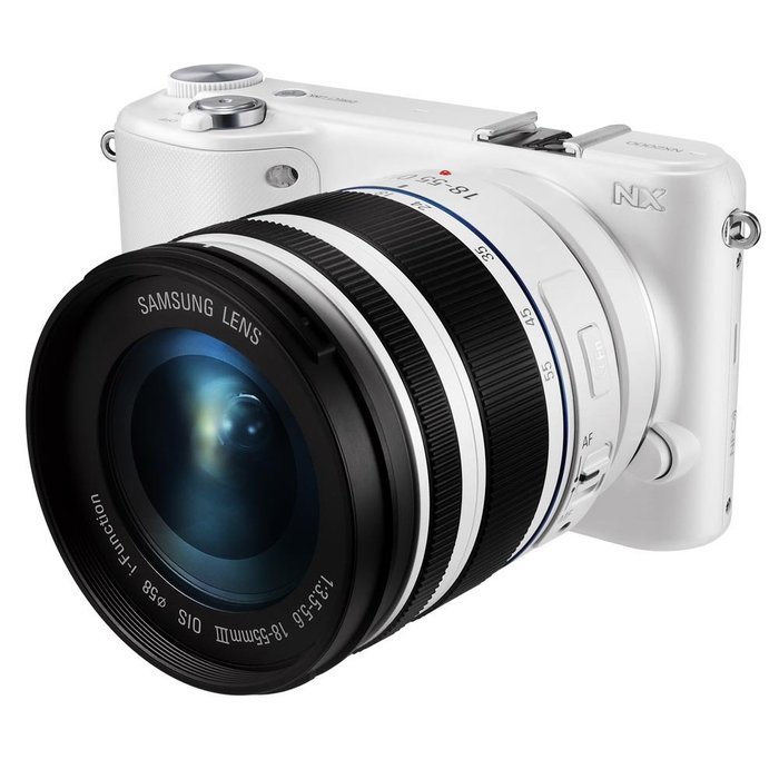 Samsung NX2000 20.3MP CMOS Smart WiFi Mirrorless Digital Camera with 20-50mm and 50-200mm Zoom Lens Bundle (Black) N9