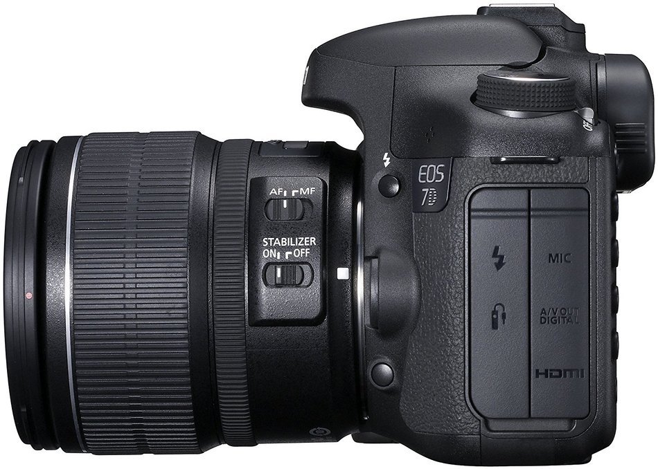 Canon EOS 7D 18 MP CMOS Digital SLR Camera with 28-135mm f/3.5-5.6 IS USM Lens (discontinued by manufacturer) N28