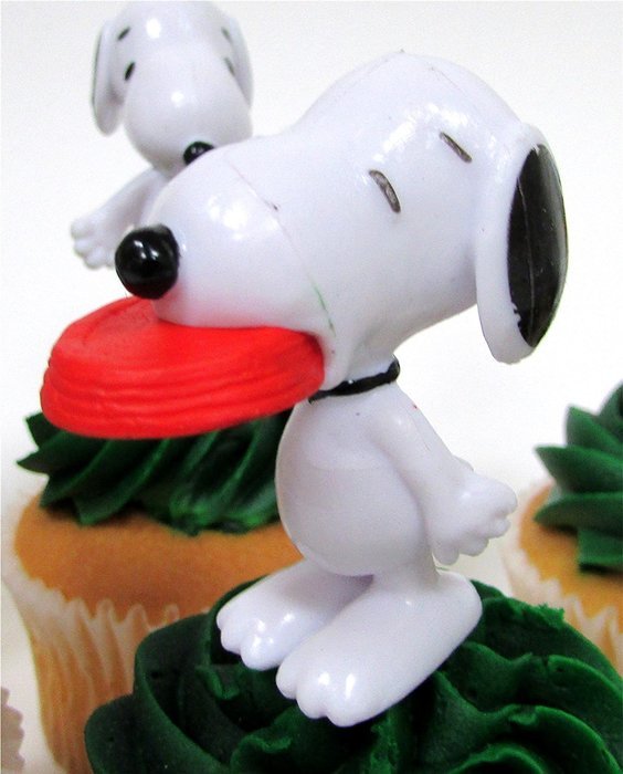 Peanuts Charlie Brown Joe Cool - SNOOPY - 10 Piece Birthday CUPCAKE Topper Set
